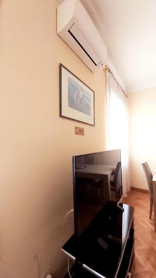 Apartamento En Retiro Apartment Madrid Exterior photo
